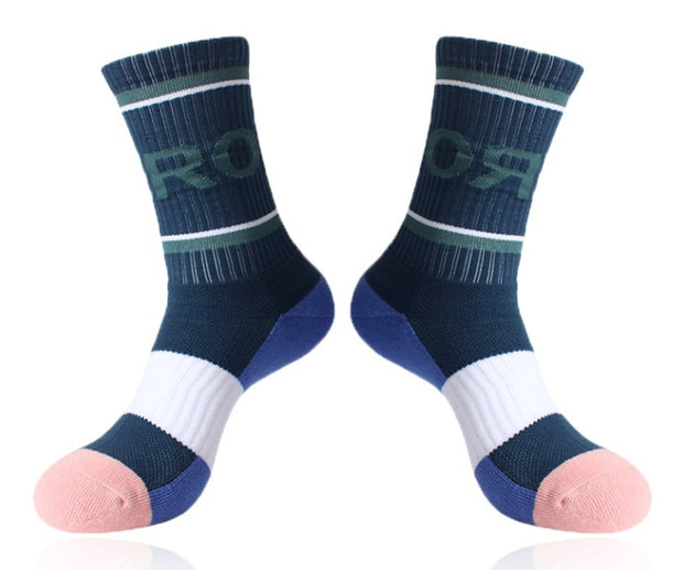 Multifunctional sports socks