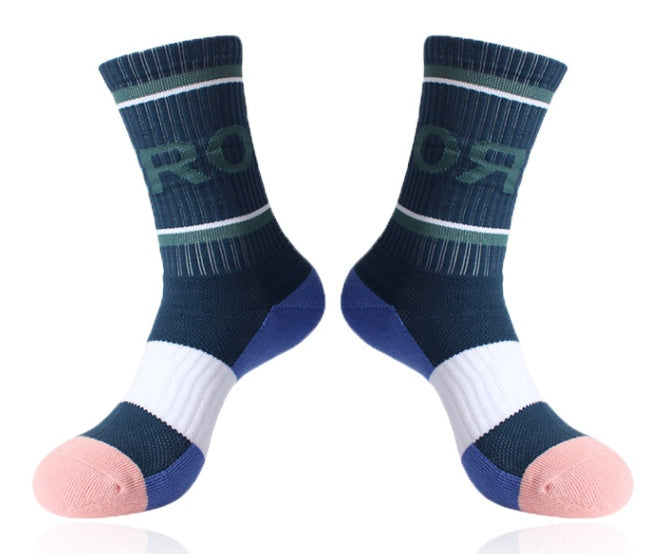 Multifunctional sports socks