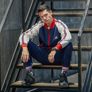 Two-piece set of male tracksuit sports wear fashion